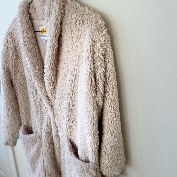 C&C CALIFORNIA Faux Fur Light Pale Cream Jacket M - Picture 8 of 8